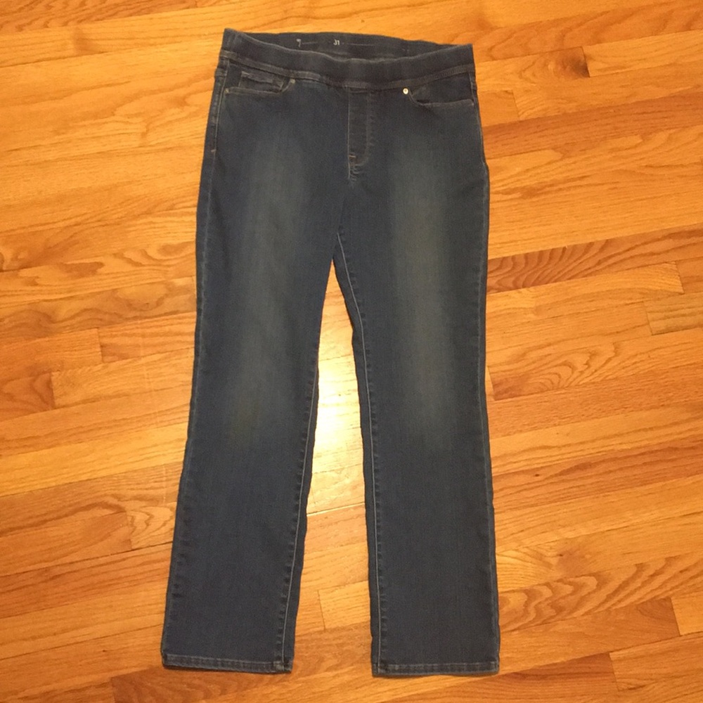 Levi’s elastic waist jeans!!!!